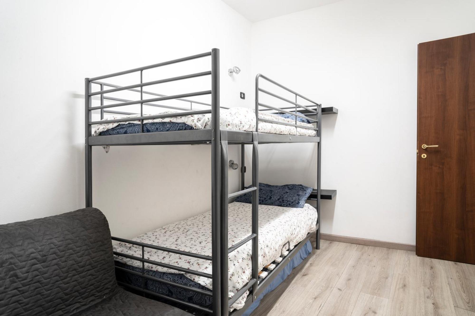 Apartamento Houseingenoacenter Parking Exterior foto